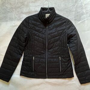 G.H.Bass&Co. Women's Black Quilted Jacket size M no tag, excellent condition